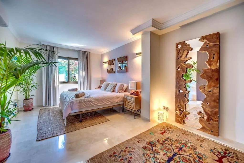 Beachfront Apartment Marbella 0*,  Spanje