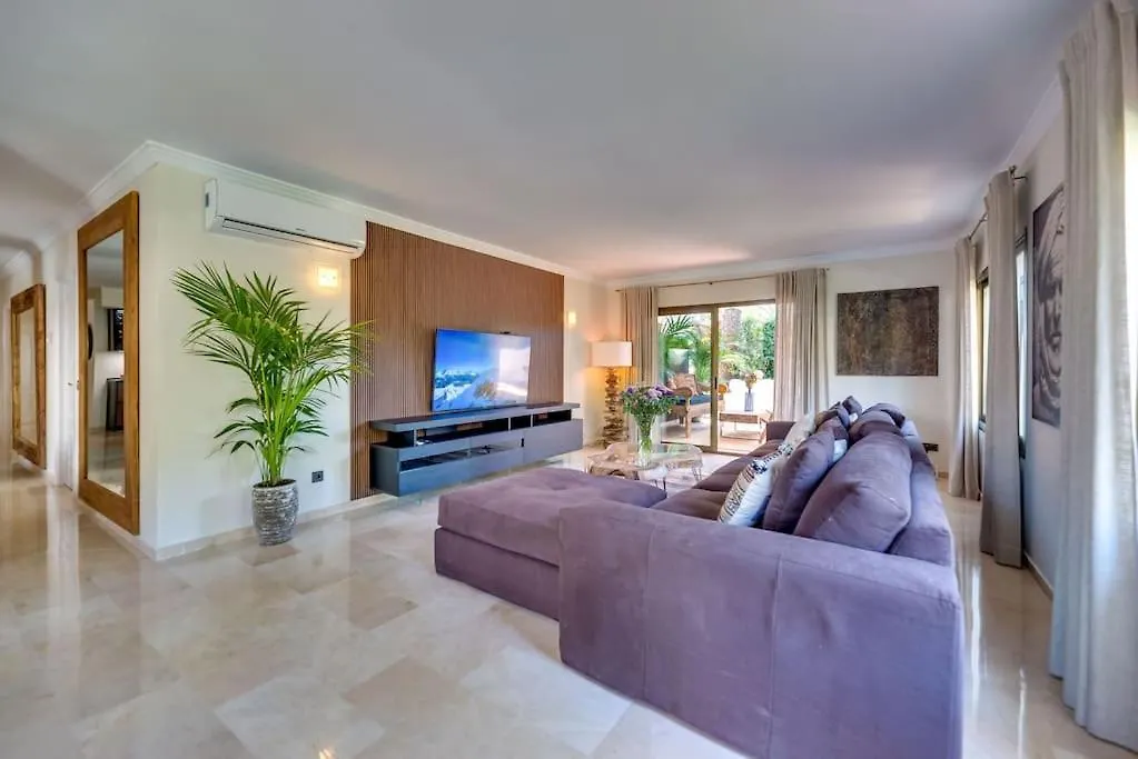 Beachfront Apartment Marbella