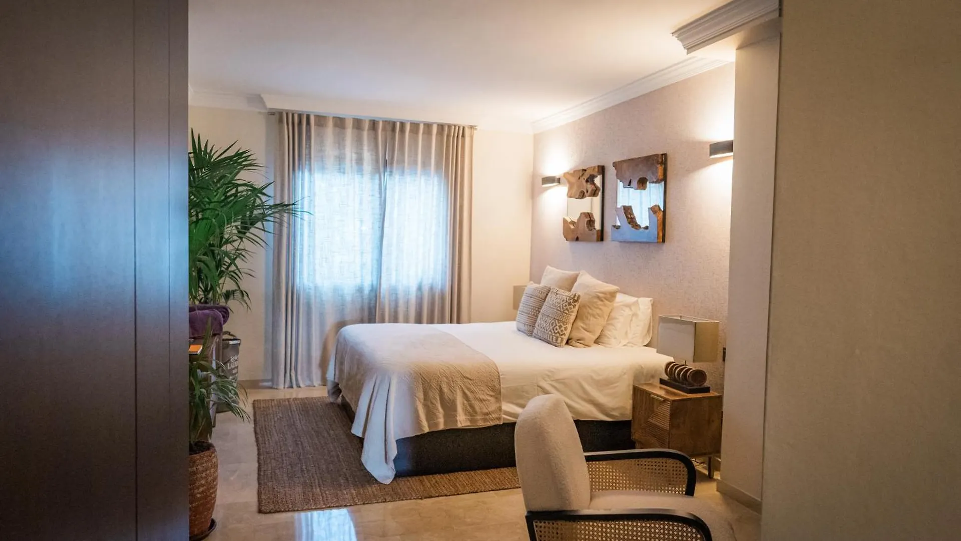 Beachfront Apartment Marbella Spanje