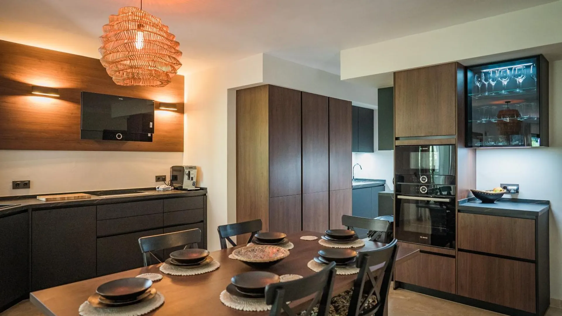 Beachfront Apartment Marbella 0*,