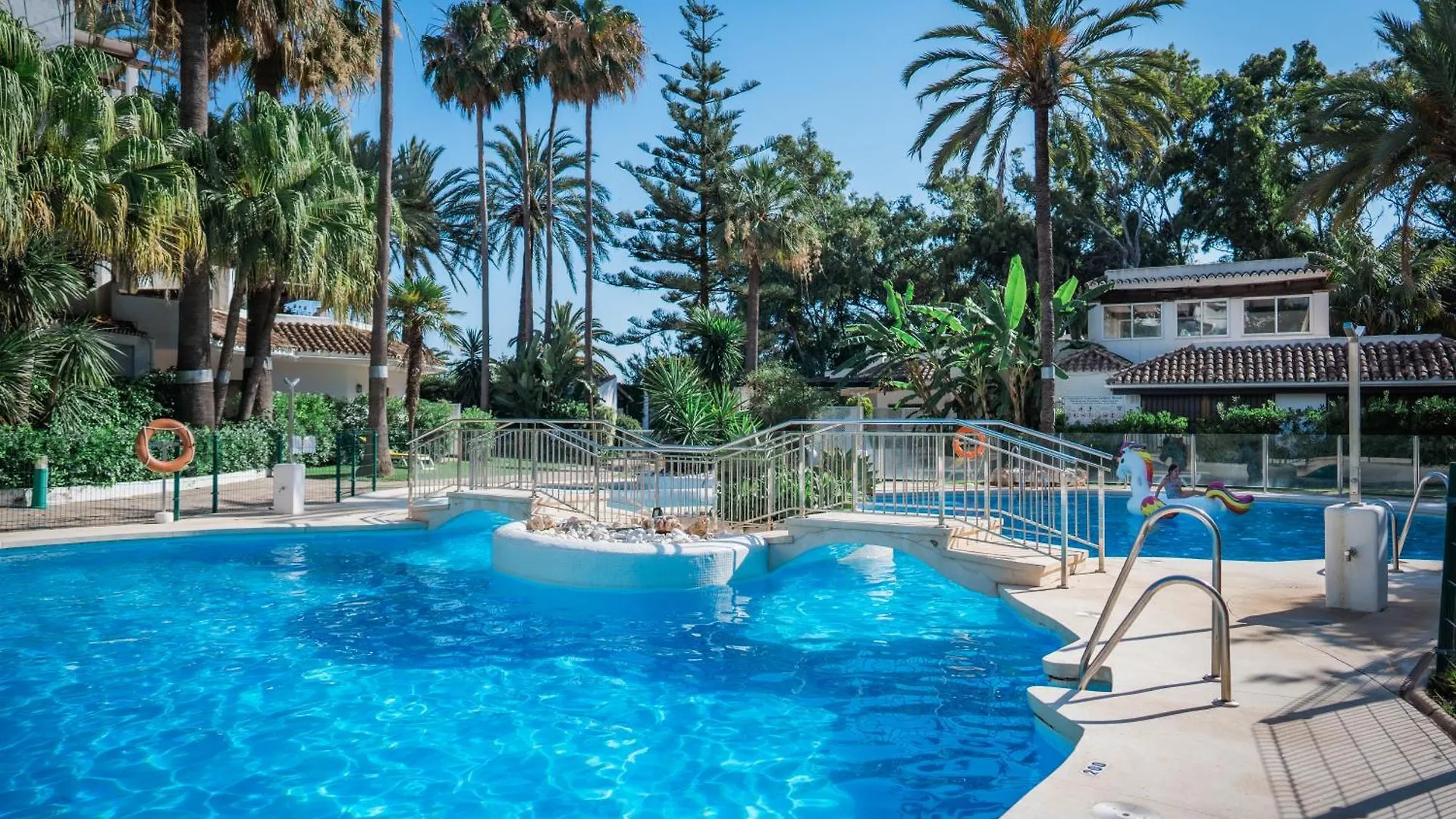 Beachfront Apartment Marbella Spanje