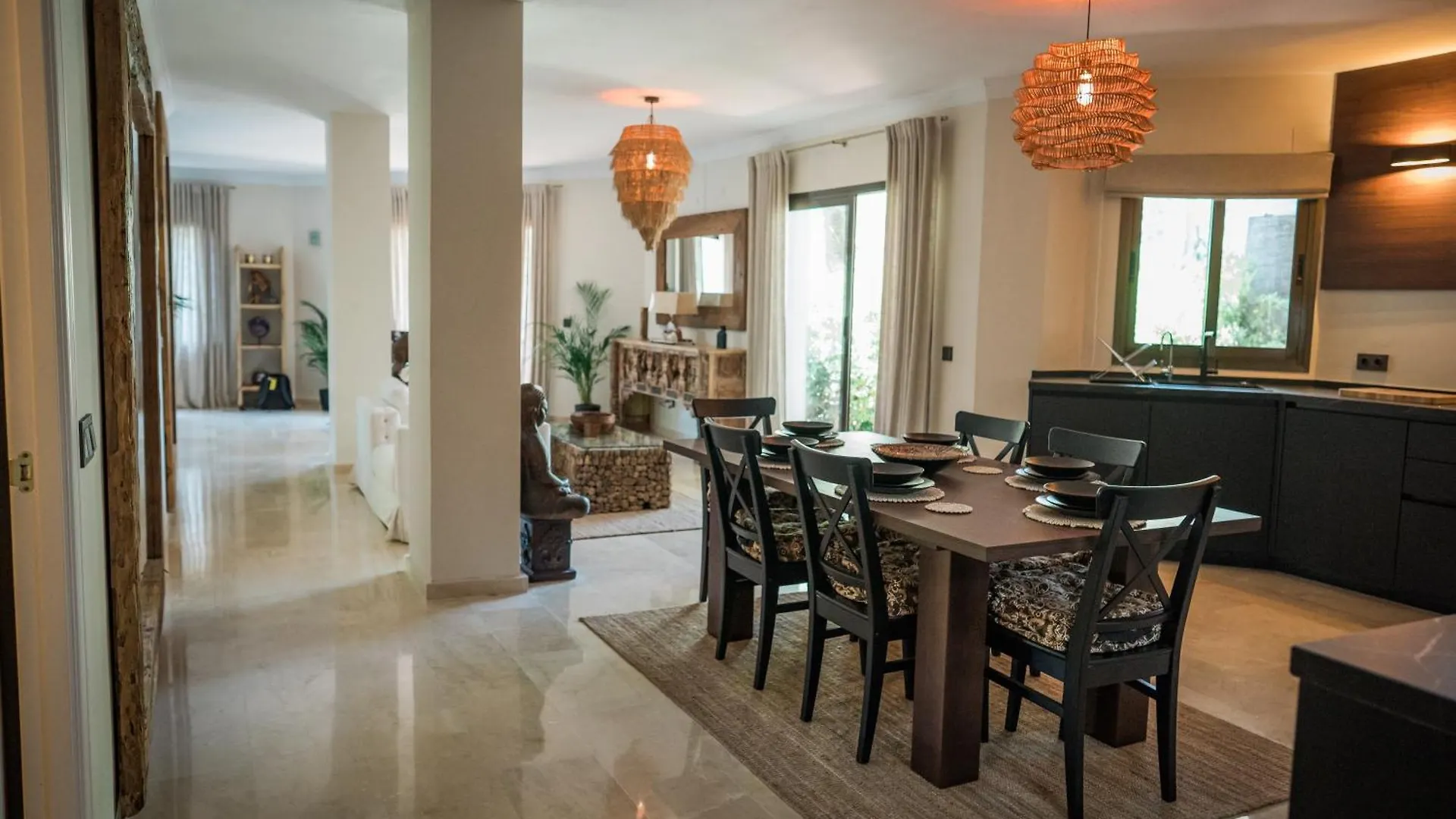 Beachfront Apartment Marbella Spanje